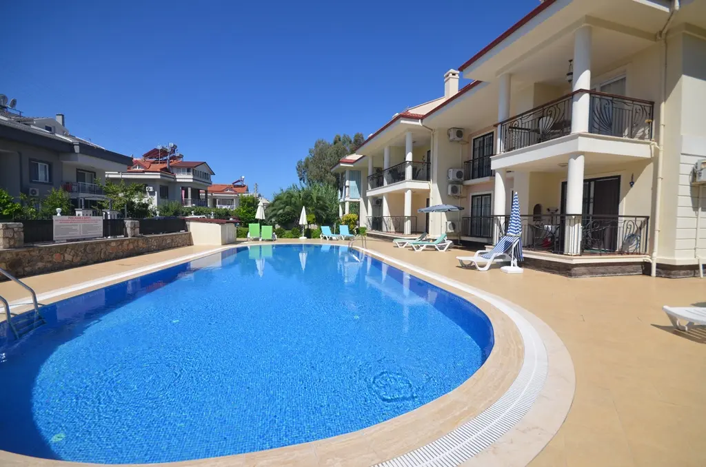 Homes in Calis